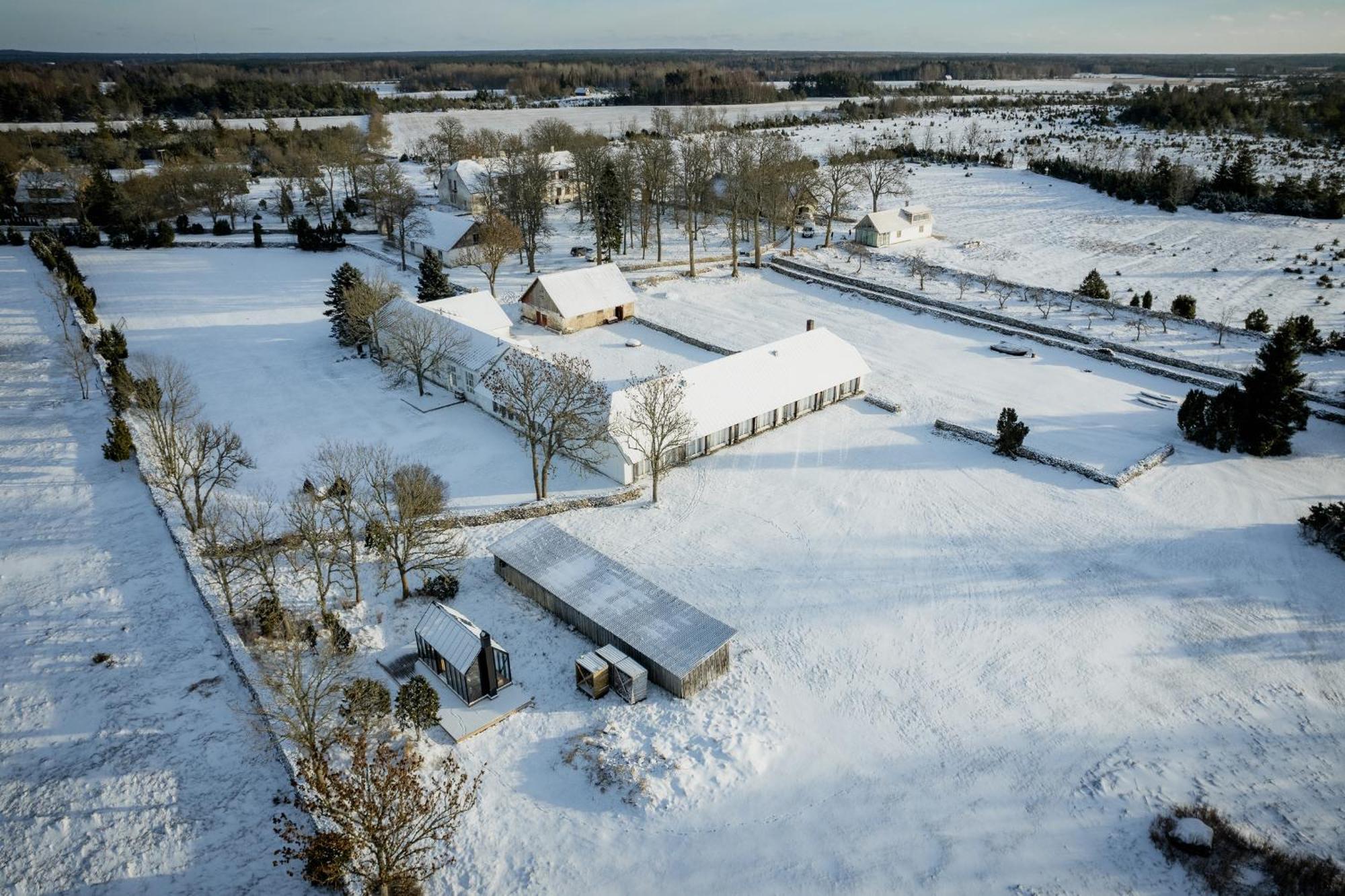 Отель Pilguse Residency Jogela Экстерьер фото